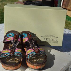 L''ARTISTE SPRING STEP BONITA BROWN LEATHER SANDALS  WEDGE HEEL PLATFORM SIZE 8